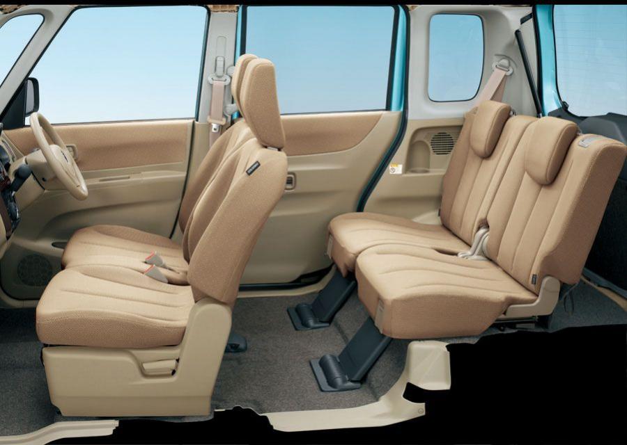 Интерьер Mazda Flairwagon 2012 года  (фото 3 из 4)